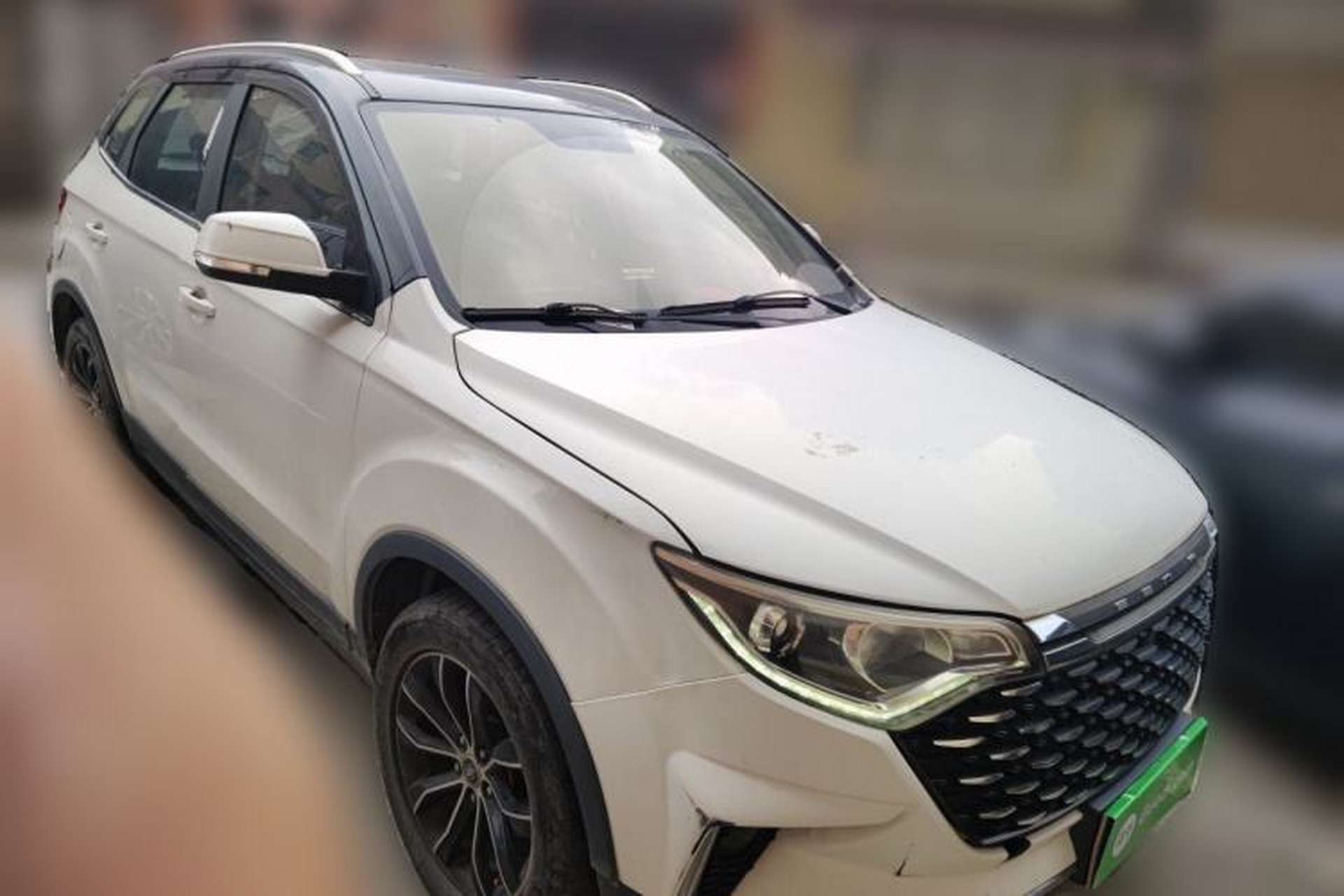 Used FAW Senya R7 2017 1.6L Manual Luxury Model Front Right 45 Deg