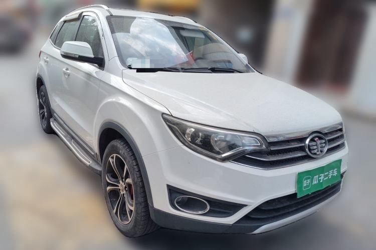 Used FAW Senya R7 2017 1.6L Automatic Prestige Model Front Right 45 Deg
