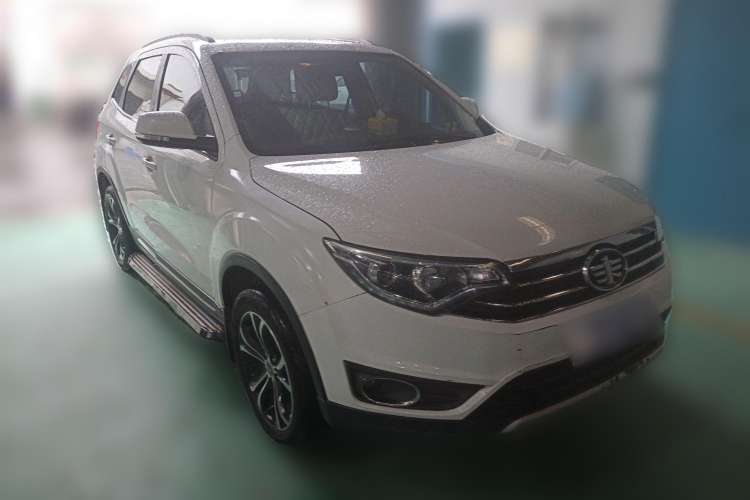 Used FAW Senya R7 2017 1.6L Automatic Smart Version Front Right 45 Deg