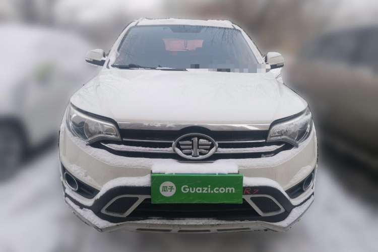 Used FAW Senya R7 2017 1.6L Manual Fashion Model Front