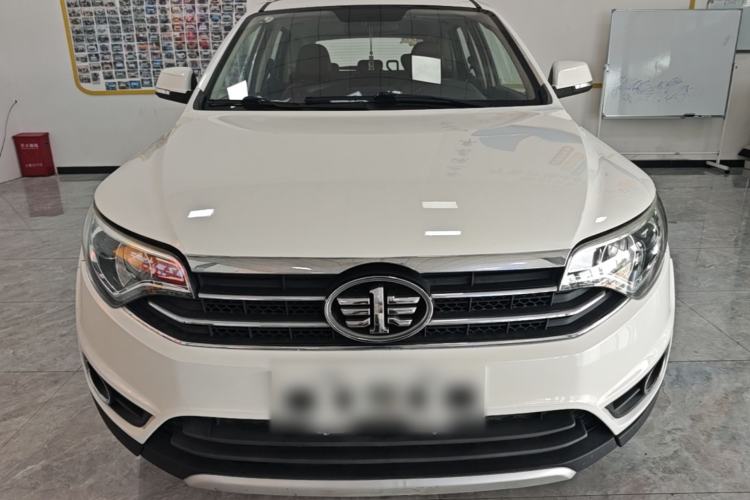 Used FAW Senya R7 2017 1.6L Automatic Prestige Model Front
