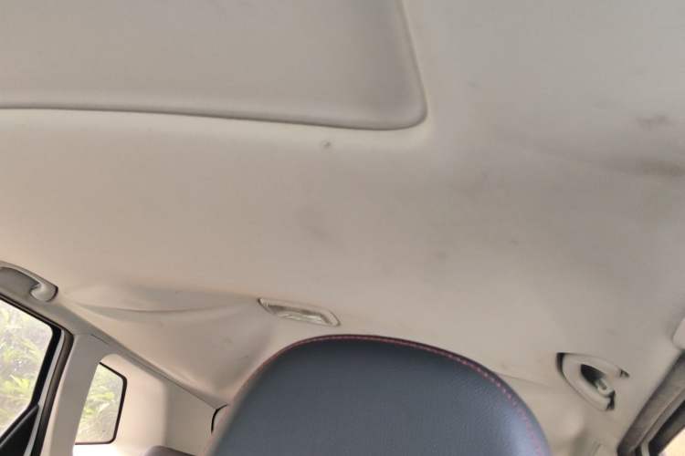 Used FAW Senya R7 2017 1.6L Manual Luxury Model Headliner