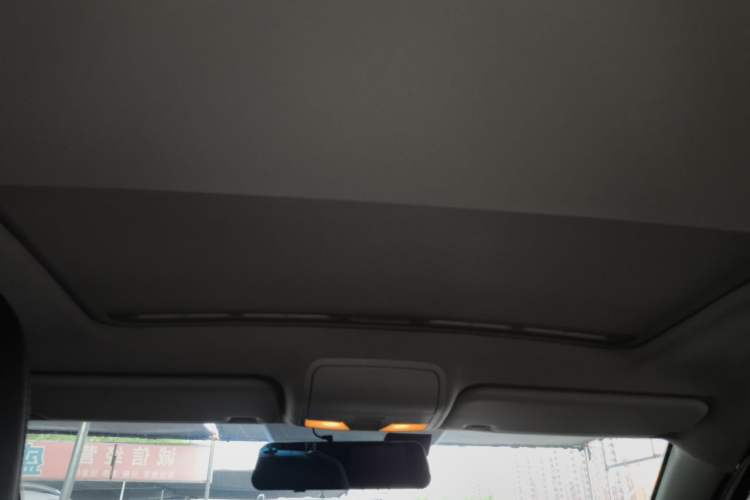 Used FAW Senya R7 2017 1.6L Manual Luxury Model Headliner