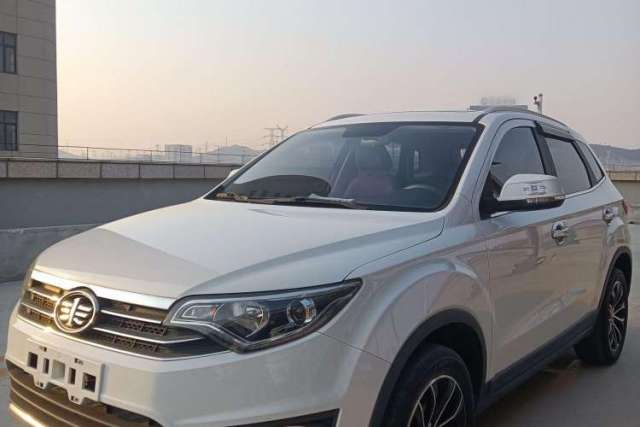 Used FAW Senya R7 2017 1.6L Manual Luxury Model