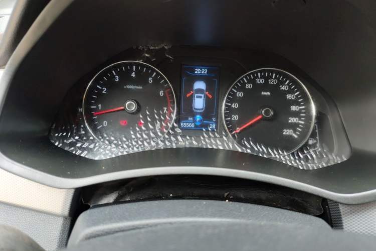 Used FAW Senya R7 2017 1.6L Automatic Prestige Model Instrument Cluster