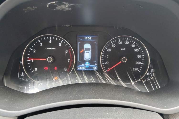 Used FAW Senya R7 2017 1.6L Manual Luxury Model Instrument Cluster
