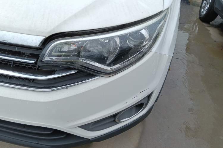 Used FAW Senya R7 2017 1.6L Manual Luxury Model Left Front Headlight