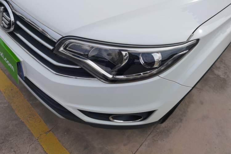 Used FAW Senya R7 2017 1.6L Automatic Smart Version Left Front Headlight