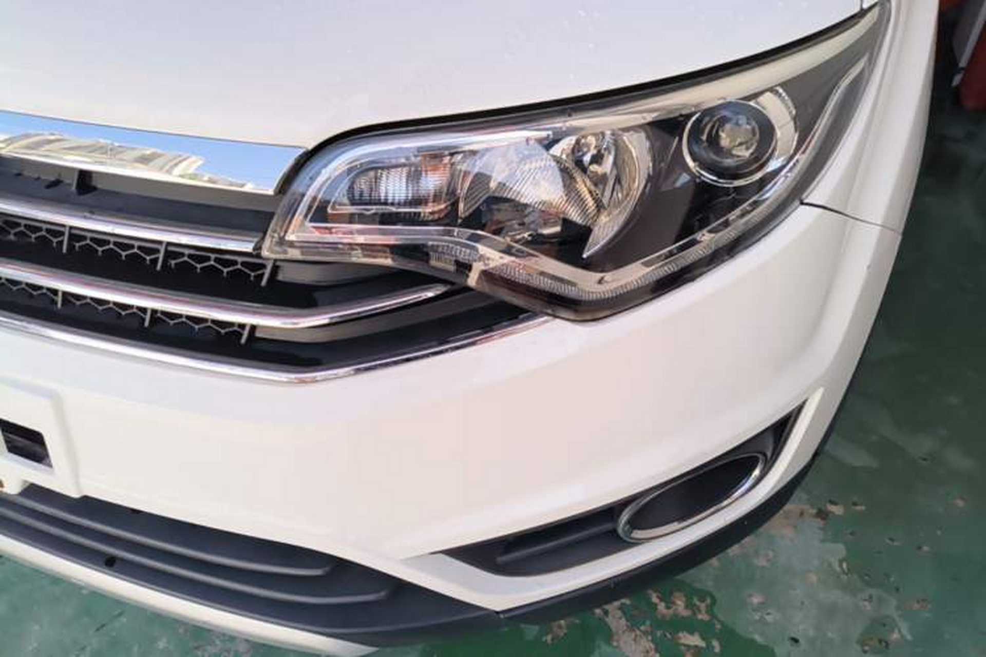 Used FAW Senya R7 2017 1.6L Automatic Smart Version Left Front Headlight