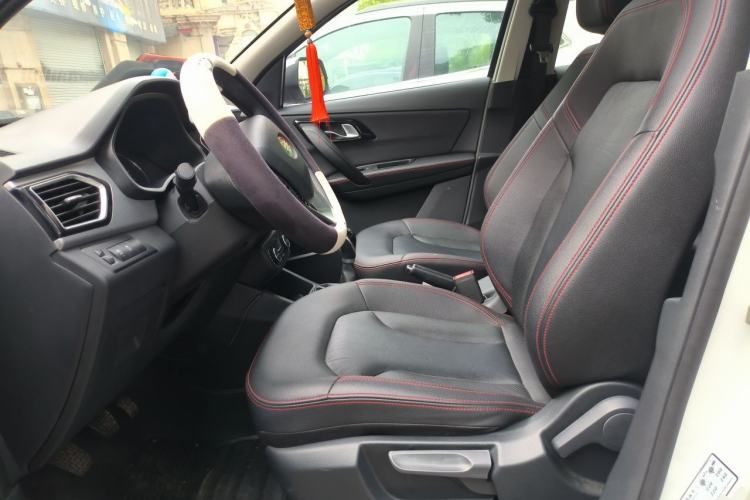 Used FAW Senya R7 2017 1.6L Manual Luxury Model Left Front Seat