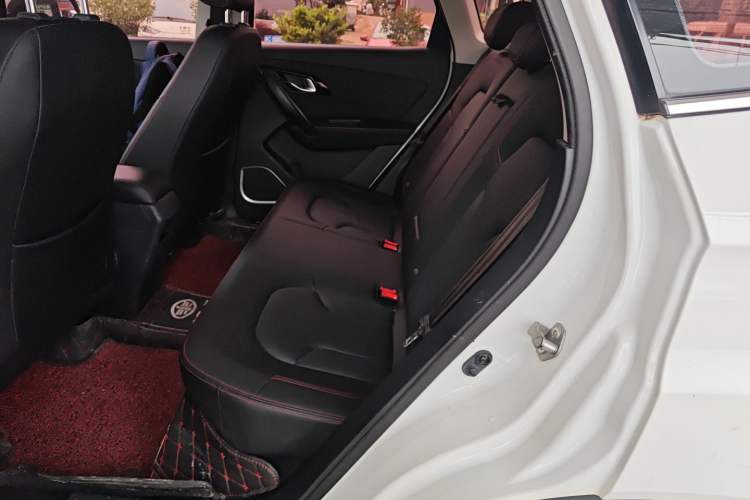 Used FAW Senya R7 2017 1.6L Manual Luxury Model Left Rear Seat