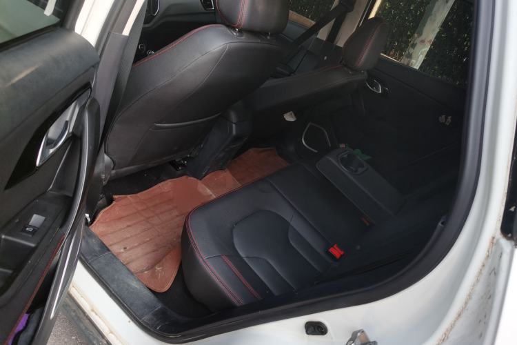 Used FAW Senya R7 2017 1.6L Manual Luxury Model Left Rear Seat