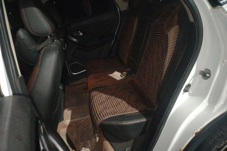 Used FAW Senya R7 2017 1.6L Manual Smart Model Left Rear Seat