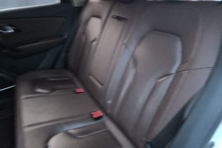 Used FAW Senya R7 2017 1.6L Automatic Smart Version Left Rear Seat