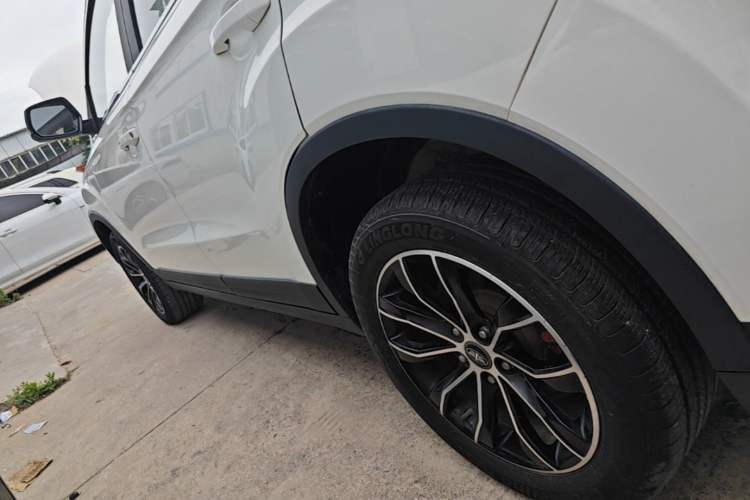Used FAW Senya R7 2017 1.6L Manual Comfort Model Left Side Sill