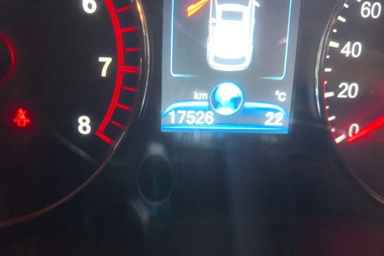 Used FAW Senya R7 2017 1.6L Automatic Smart Version Odometer Close Up