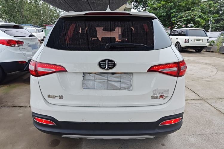 Used FAW Senya R7 2017 1.6L Manual Luxury Model Rear