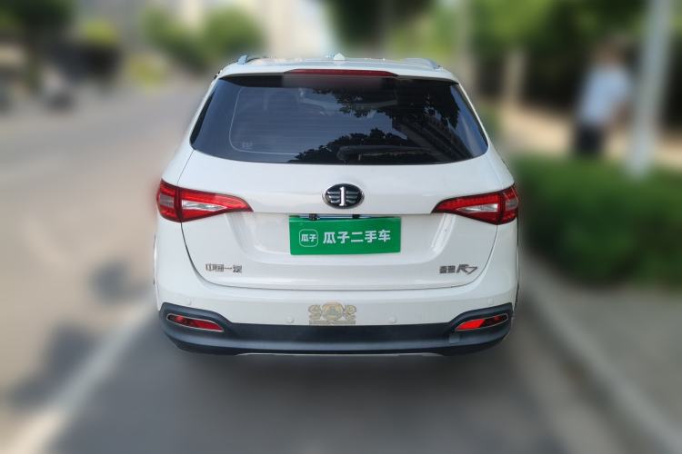 Used FAW Senya R7 2017 1.6L Manual Luxury Model Rear