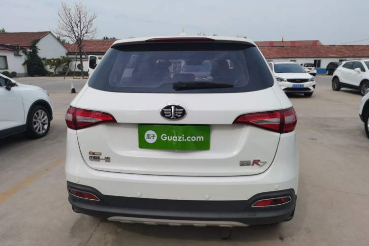 Used FAW Senya R7 2017 1.6L Automatic Smart Version Rear