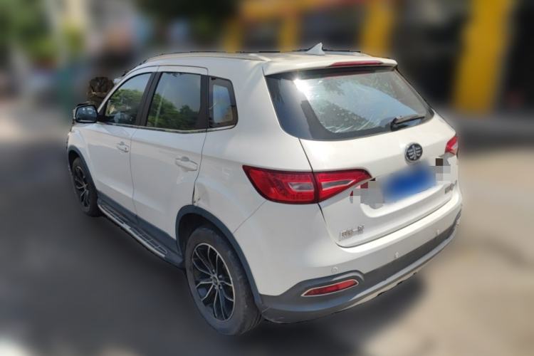Used FAW Senya R7 2017 1.6L Manual Luxury Model Rear Left 45 Deg