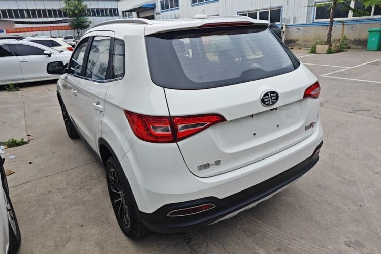 Used FAW Senya R7 2017 1.6L Manual Comfort Model Rear Left 45 Deg