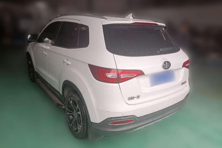Used FAW Senya R7 2017 1.6L Automatic Smart Version Rear Left 45 Deg