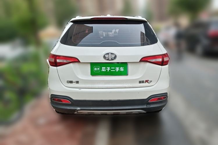 Used FAW Senya R7 2017 1.6L Manual Fashion Model Rear