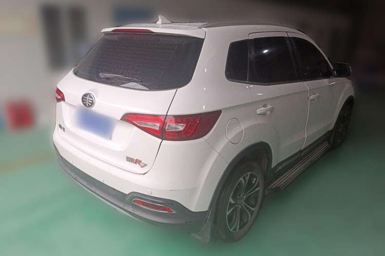 Used FAW Senya R7 2017 1.6L Automatic Smart Version Rear Right 45 Deg