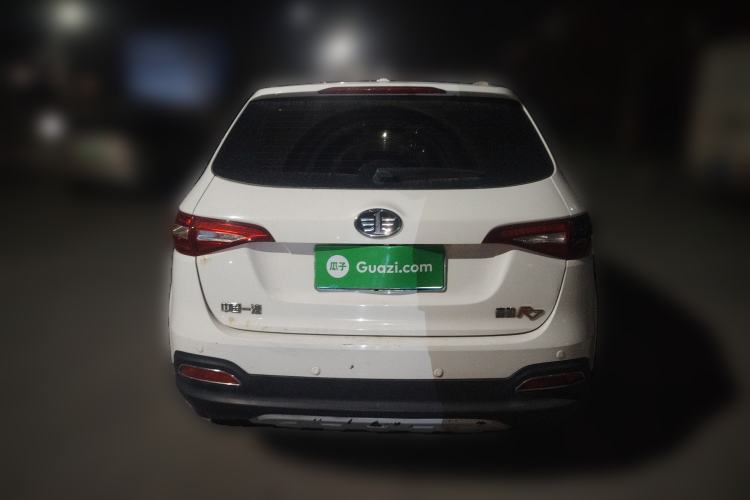 Used FAW Senya R7 2017 1.6L Manual Smart Model Rear