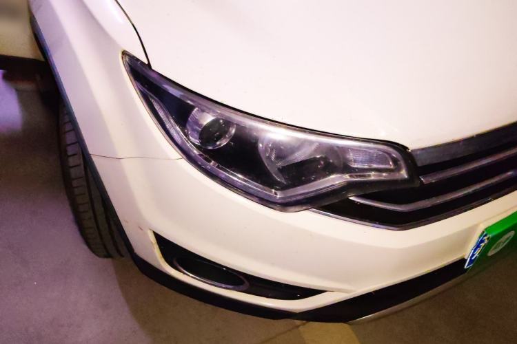 Used FAW Senya R7 2017 1.6L Manual Smart Model Right Front Headlight