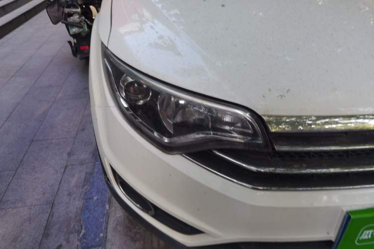 Used FAW Senya R7 2017 1.6L Manual Smart Model Right Front Headlight