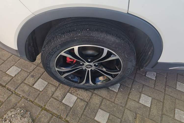 Used FAW Senya R7 2017 1.6L Automatic Smart Version Right Rear Wheel Hub