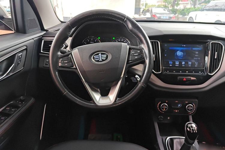 Used FAW Senya R7 2017 1.6L Manual Luxury Model Steering Wheel