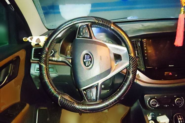 Used FAW Senya R7 2017 1.6L Manual Smart Model Steering Wheel