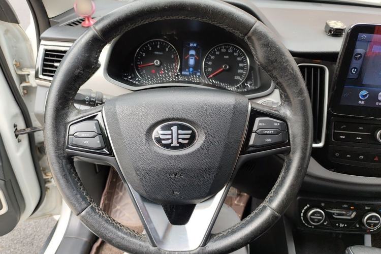 Used FAW Senya R7 2017 1.6L Automatic Prestige Model Steering Wheel