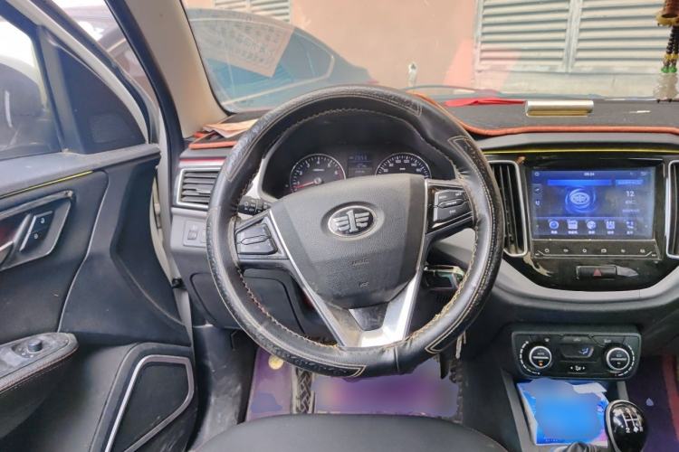Used FAW Senya R7 2017 1.6L Manual Luxury Model Steering Wheel