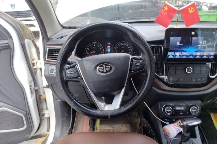Used FAW Senya R7 2017 1.6L Automatic Prestige Model Steering Wheel