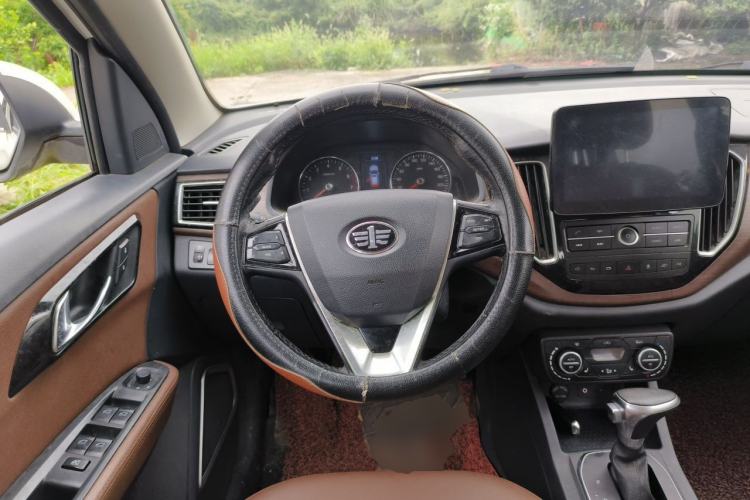 Used FAW Senya R7 2017 1.6L Automatic Prestige Model Steering Wheel