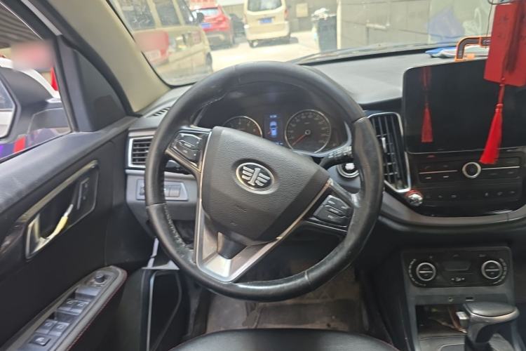 Used FAW Senya R7 2017 1.6L Automatic Smart Version Steering Wheel