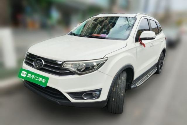 Used FAW Senya R7 2017 1.6L Manual Luxury Model