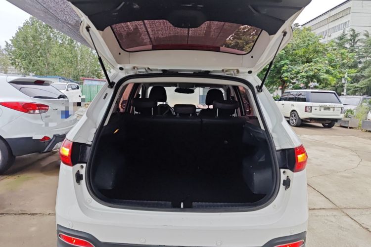 Used FAW Senya R7 2017 1.6L Manual Luxury Model Trunk