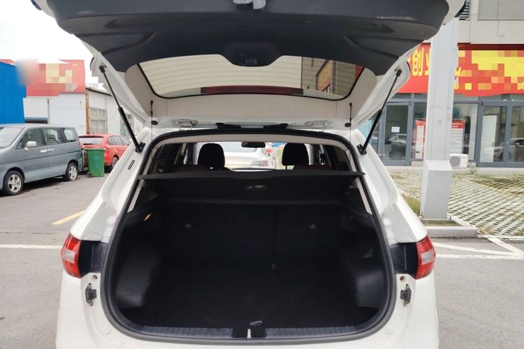 Used FAW Senya R7 2017 1.6L Manual Luxury Model Trunk