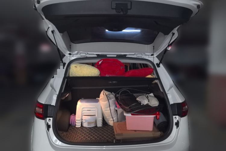 Used FAW Senya R7 2017 1.6L Automatic Smart Version Trunk