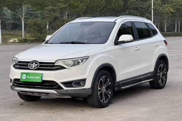 Used FAW Senya R7 2017 1.6L Automatic Prestige Model