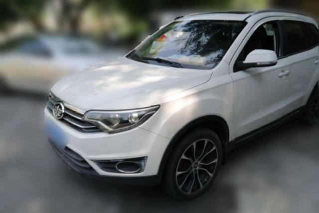 Używany FAW Senya R7 2017 1.5T Manual Luxury Sunroof Model