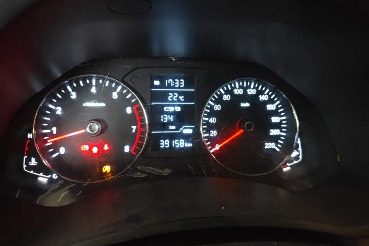 Used FAW Senya R7 2018 R7C 1.6L Manual Luxury Model Instrument Cluster
