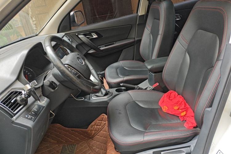 Used FAW Senya R7 2018 R7C 1.6L Manual Luxury Model Left Front Seat