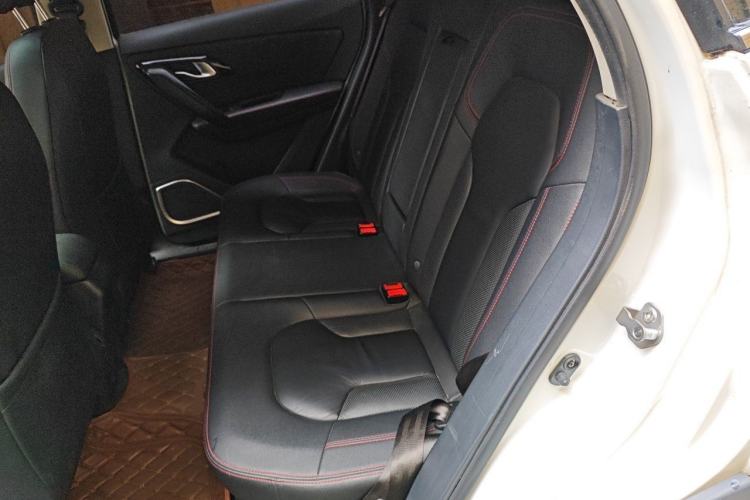 Used FAW Senya R7 2018 R7C 1.6L Manual Luxury Model Left Rear Seat