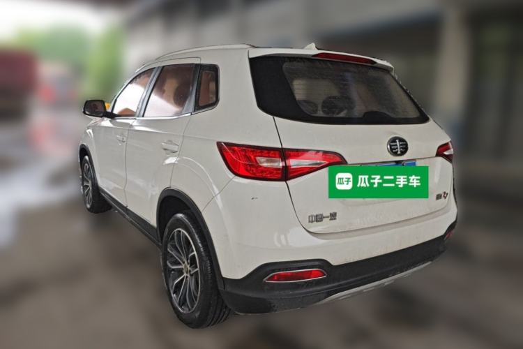 Used FAW Senya R7 2018 R7C 1.6L Manual Luxury Model Rear Left 45 Deg