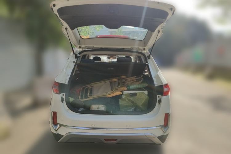 Used FAW Senya R7 2018 R7C 1.6L Automatic Smart Edition Trunk